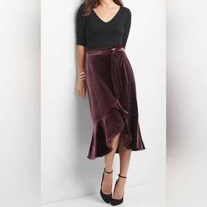 Gap Purple velvet ruffled wrap midi skirt Size M